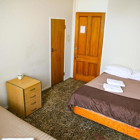 קיימברידג' Masonic Hotel מראה חיצוני תמונה