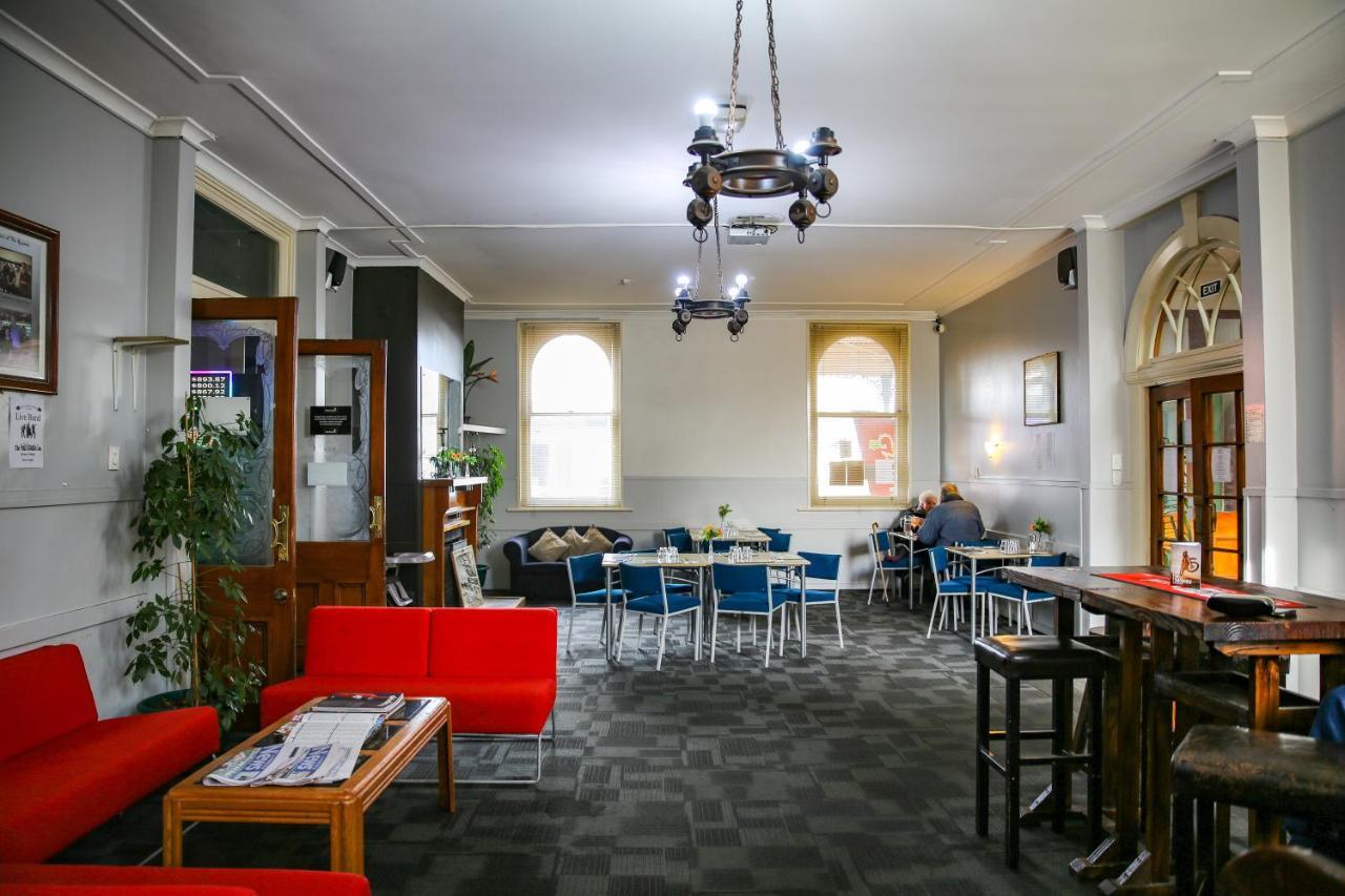 קיימברידג' Masonic Hotel מראה חיצוני תמונה